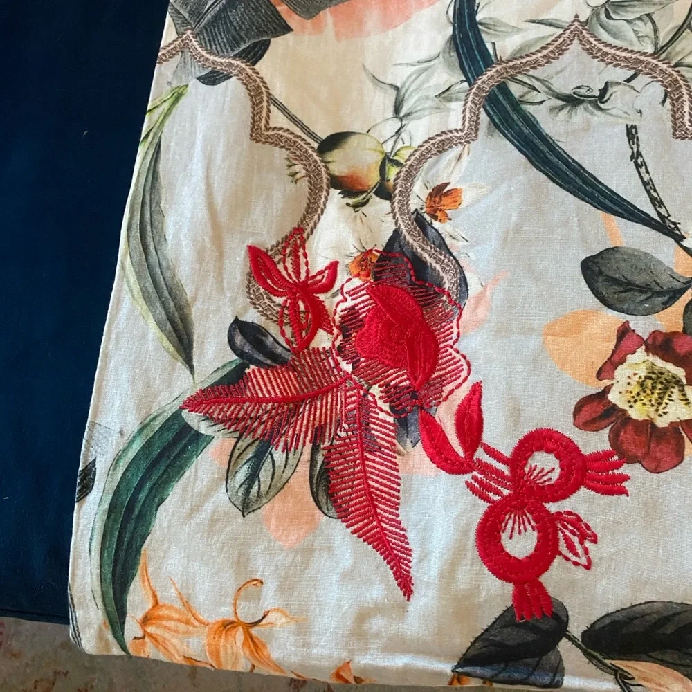 Vineet Bahl Anthropologie 26x26 Euro Sham Pillow Covers Floral Embroidered [1]